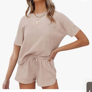 Lounge set, brand new in package